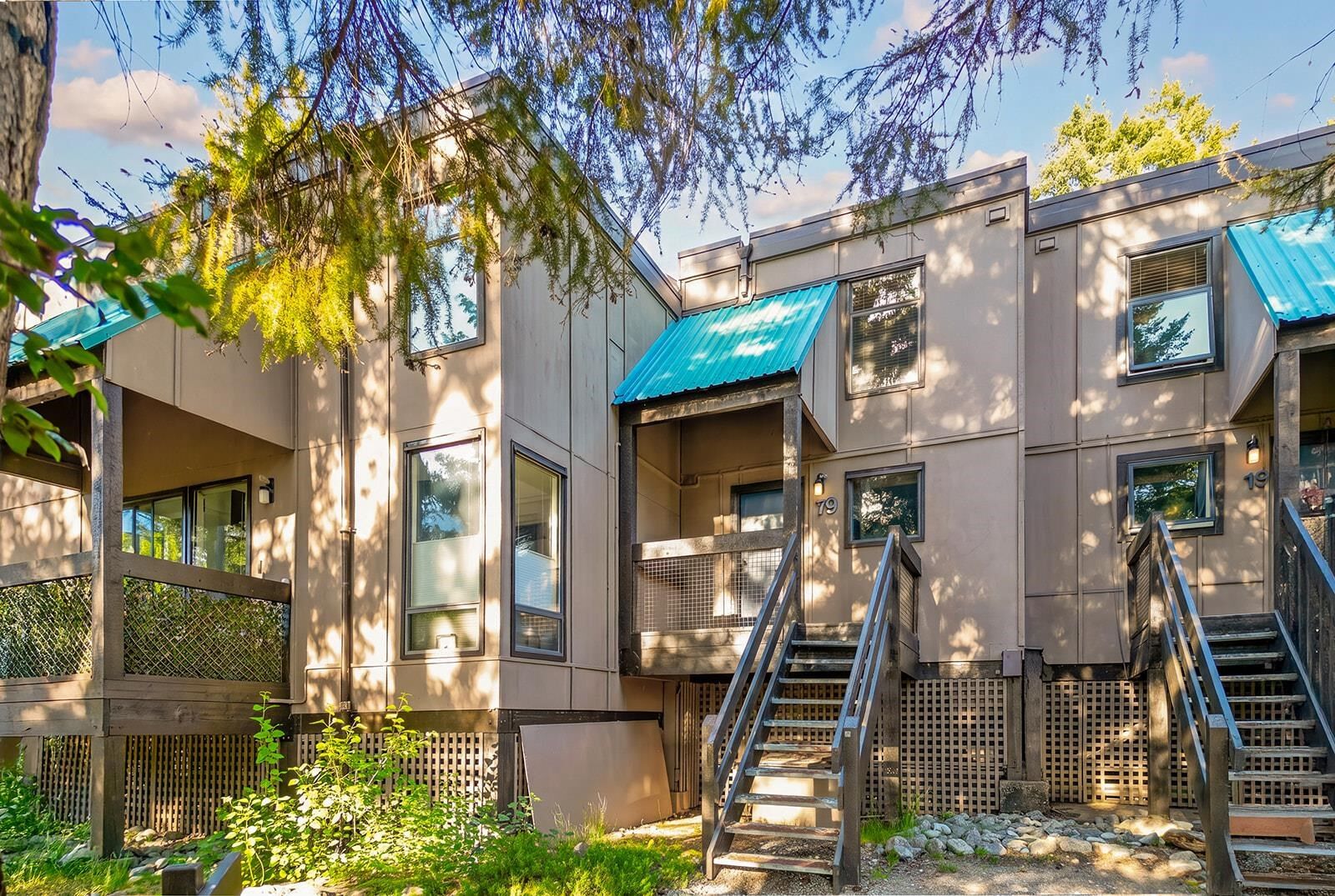 Property Photo: 2400 Cavendish Way 79 BC V8E 0L8
