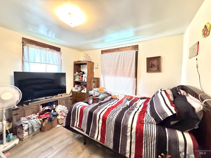 Property Photo:  1658 Miller Ave  ID 83318 