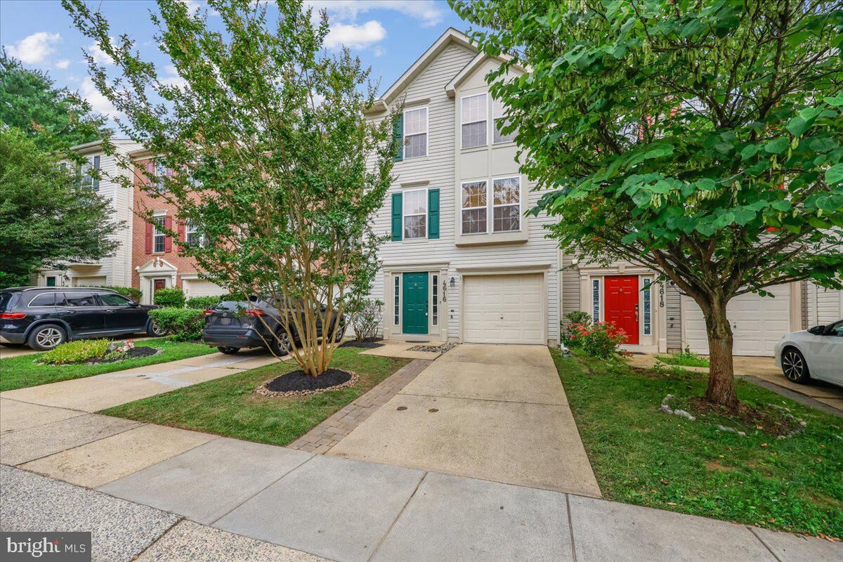 Property Photo: 4616 Ripley Manor Terrace MD 20832