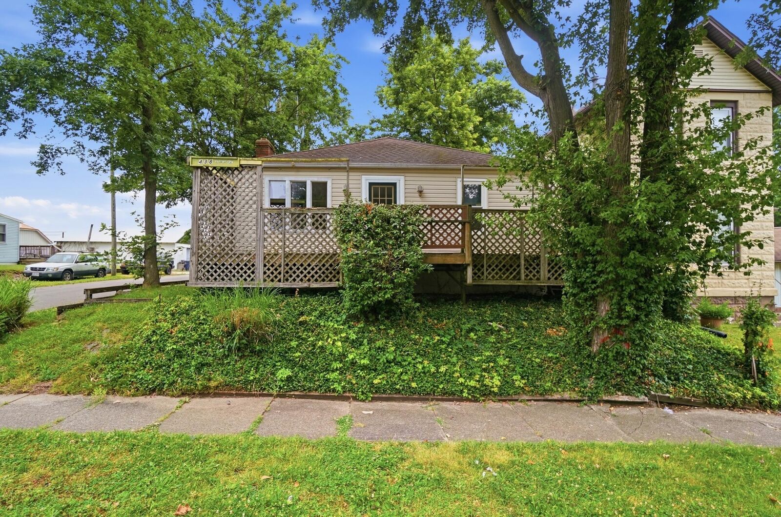 Property Photo: 438 Seroco Avenue OH 43055