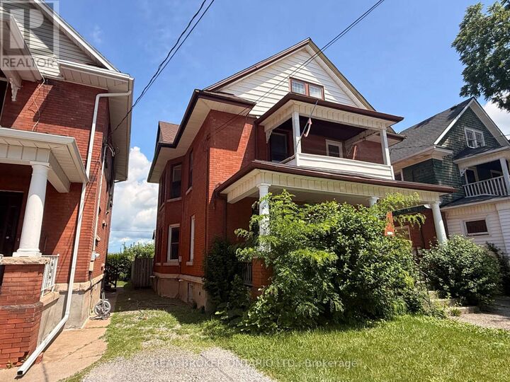 Property Photo: 28 Grove Street ON L3B 4B4