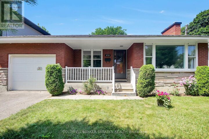 Property Photo: 838 Maplewood Avenue ON K2B 5V5
