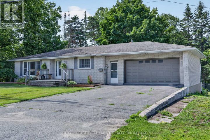 Property Photo:  112 County Road 8  ON K7R 3C7 