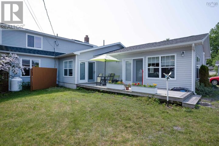 Property Photo:  10790 Pier Road  NS B0N 1H0 