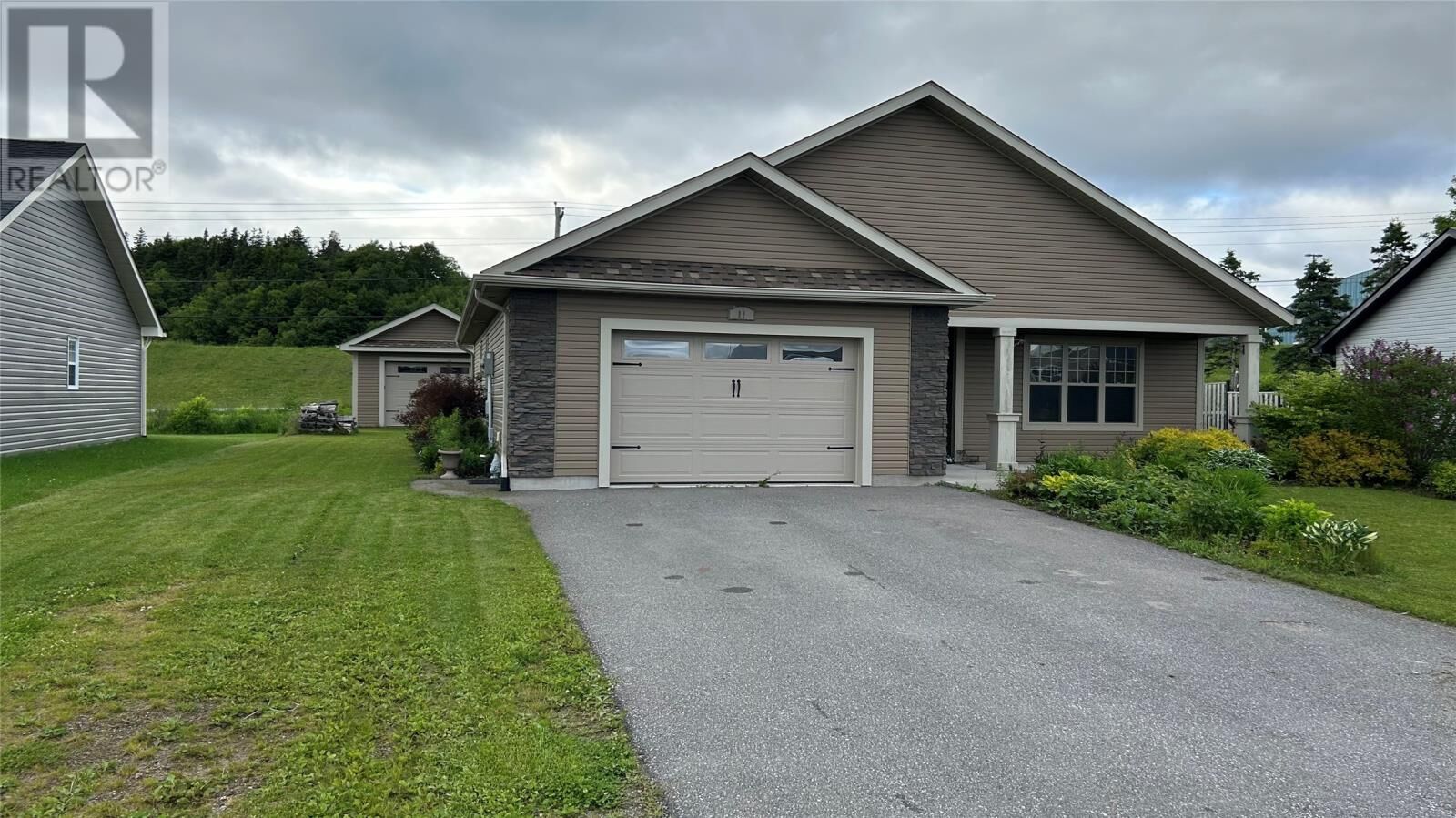 Property Photo:  11 Pelley Drive  NL A2N 0E5 