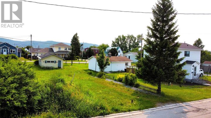 Property Photo:  84 Fudges Road  NL A2H 2C8 