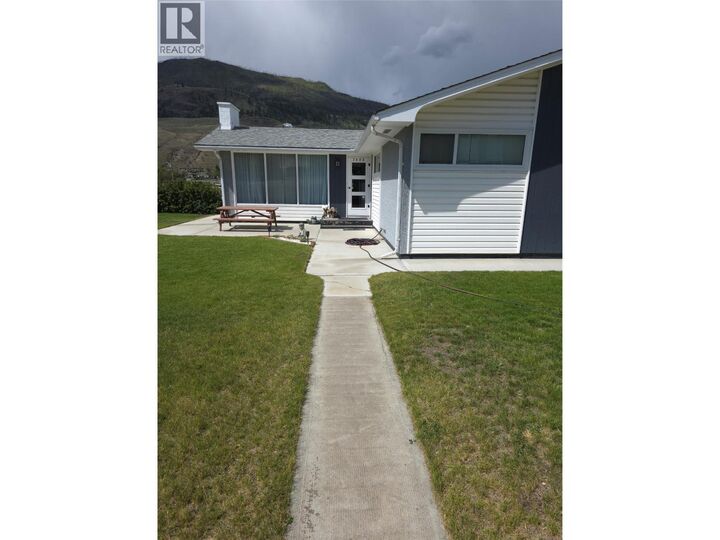 Property Photo: 1408 Quartz Road BC V0K 1H0