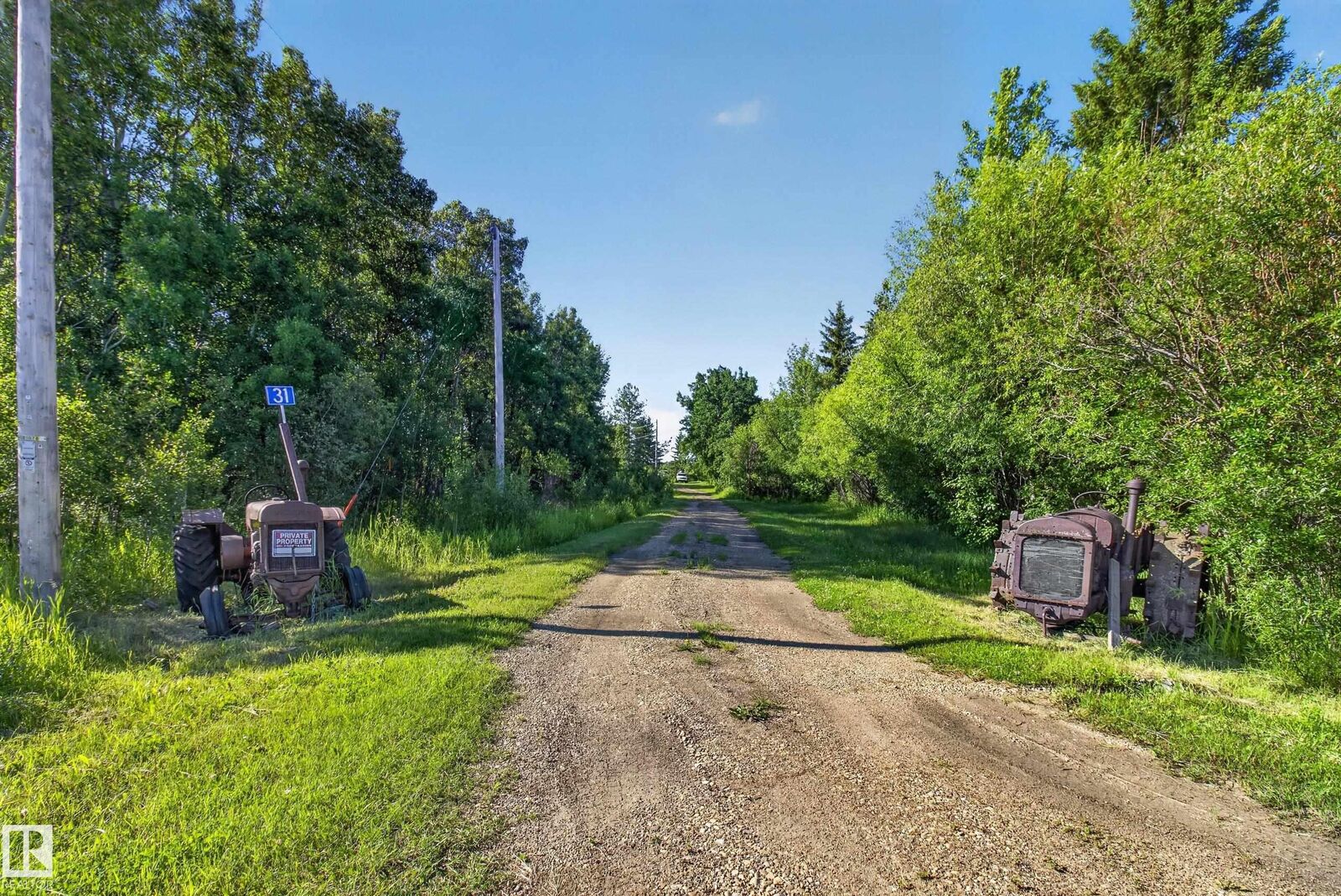 Property Photo:  51423 Range Road 202  AB T0B 4J1 