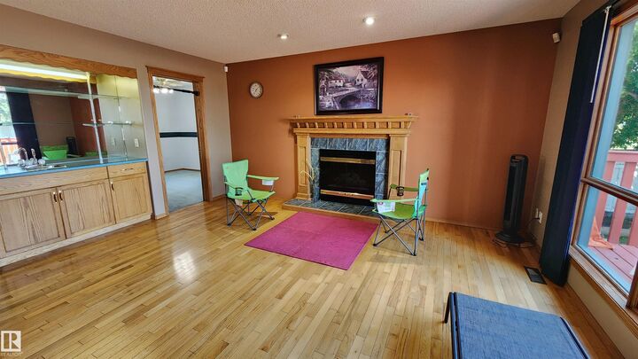 Property Photo:  2708 44A Avenue NW  AB T6T 1K1 