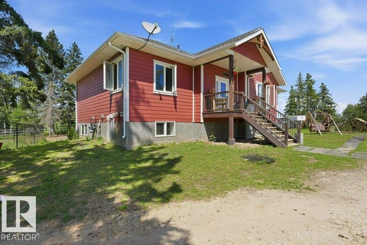 Property Photo: 55413 Rge Road 53A AB T0E 0J0