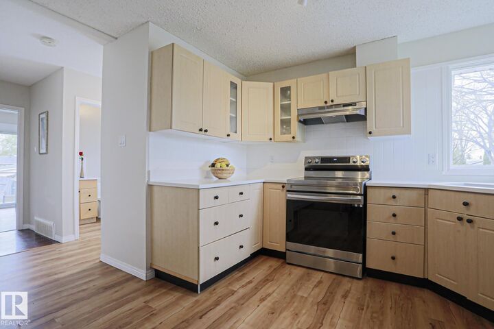 Property Photo:  9523 151 Street NW  AB T5P 1S2 