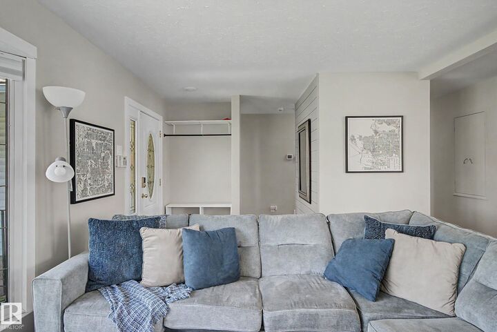 Property Photo:  5407 106 Avenue NW  AB T6A 1G1 