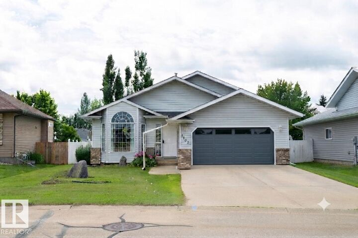 Property Photo: 2902 Cornwall Drive AB T9S 1N7