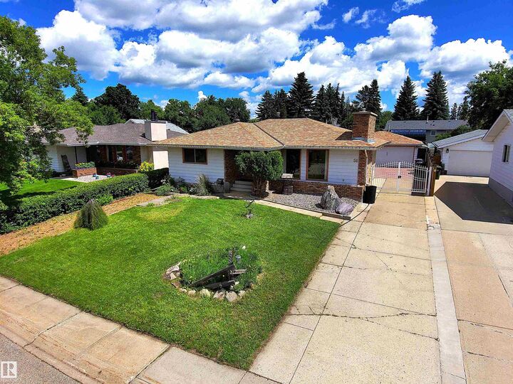 58 Wilson Crescent — photo 1