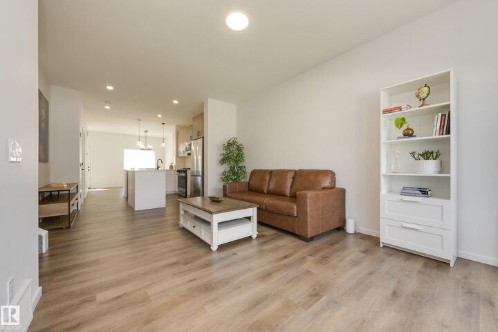 Property Photo:  2804 193 Street NW  AB T6M 3B2 
