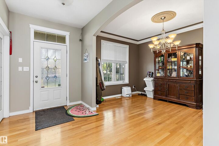 Property Photo:  10506 82 Street NW  AB T6A 3M8 