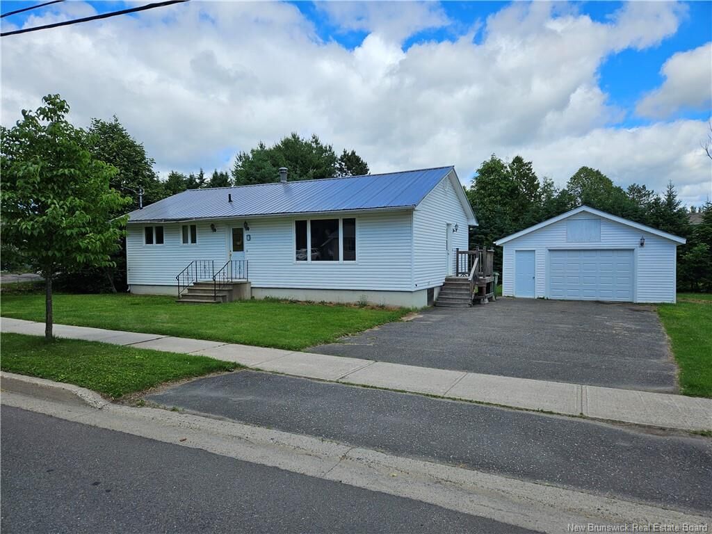 Property Photo: 4 Hollybrook Street NB E3A 4N7