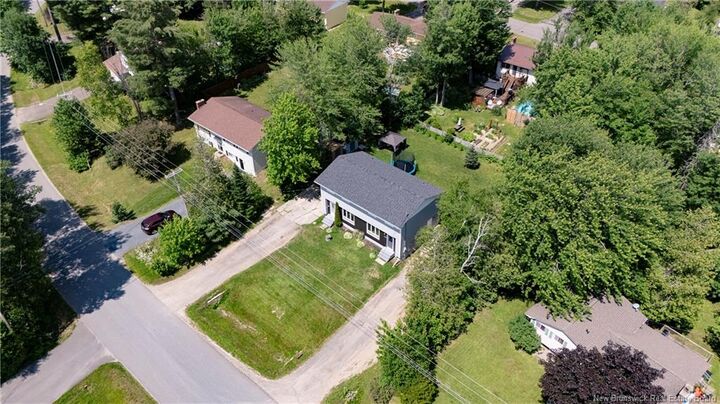 Property Photo:  243 Sunrise Estates Drive  NB E3C 1G7 