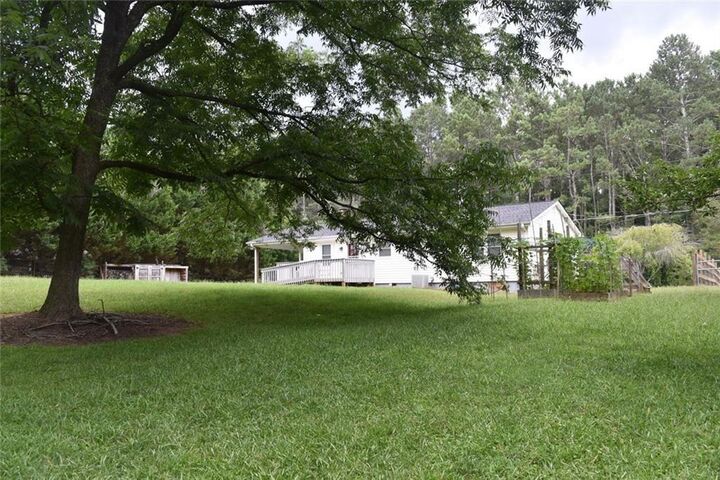 Property Photo: 3040 Land Road GA 30004