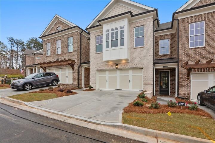 Property Photo: 5697 Broad River View 445 GA 30092