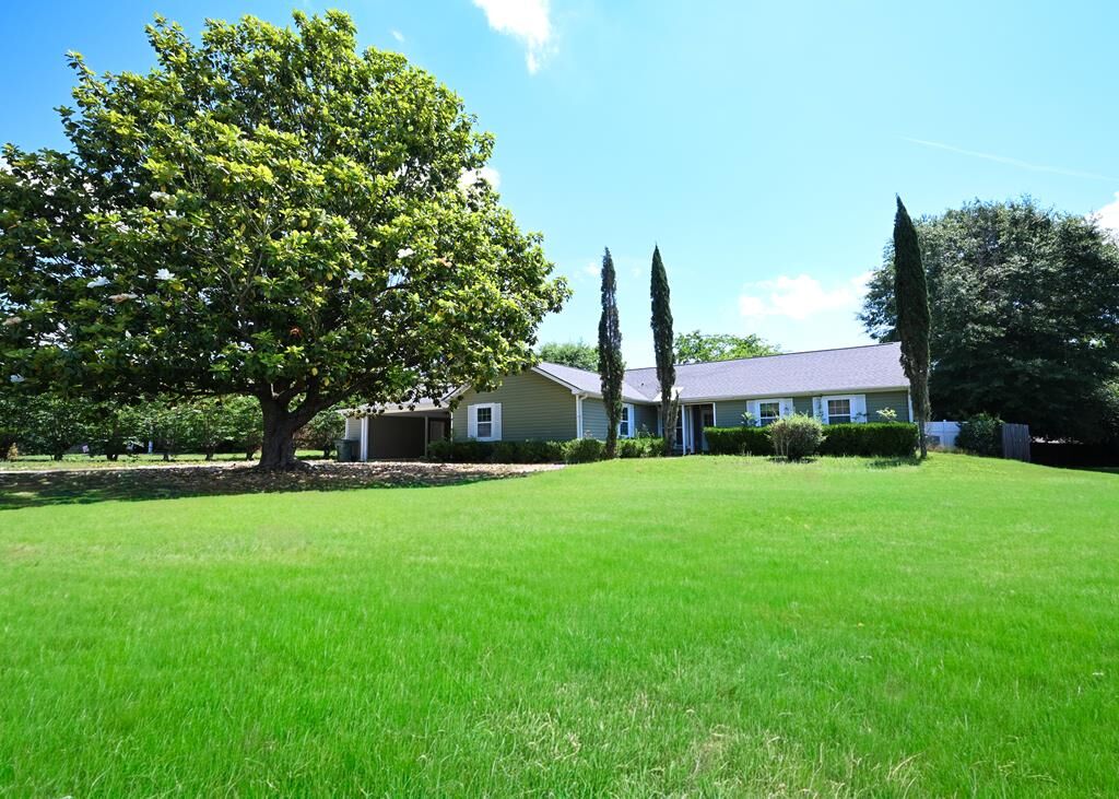 Property Photo:  267 Barbara Road  AL 36360 