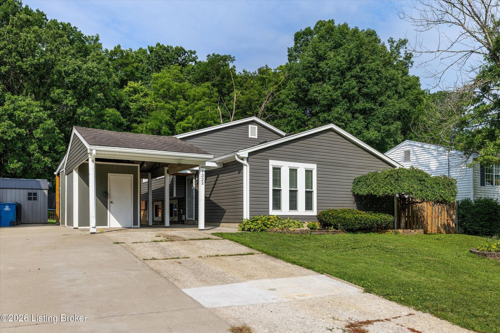 Property Photo: 7322 Sideoats Dr KY 40014