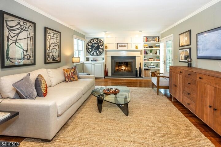 Property Photo:  24 Brookfield Way  NJ 07945 