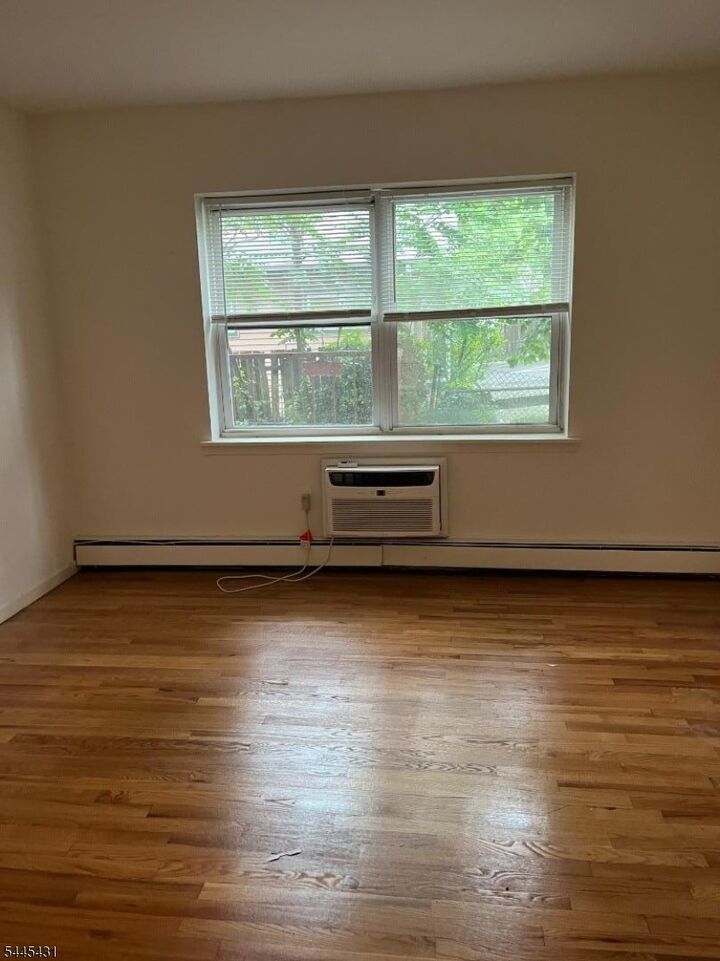 Property Photo: 354 S Orange Ave 2C NJ 07079
