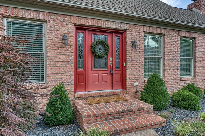 Property Photo: 507 Berry Court IN 47710