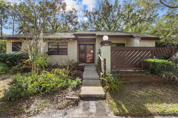 Property Photo:  4045 Arrowwood Court  FL 34684 