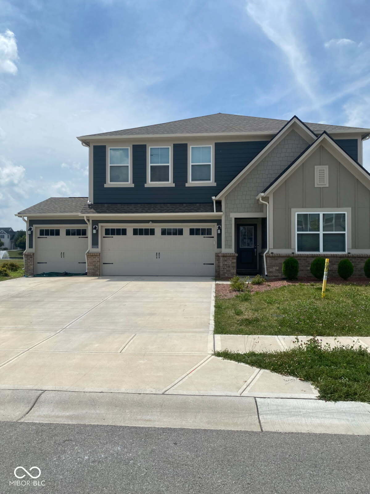 Property Photo: 1384 Turnbridge Wells IN 46123