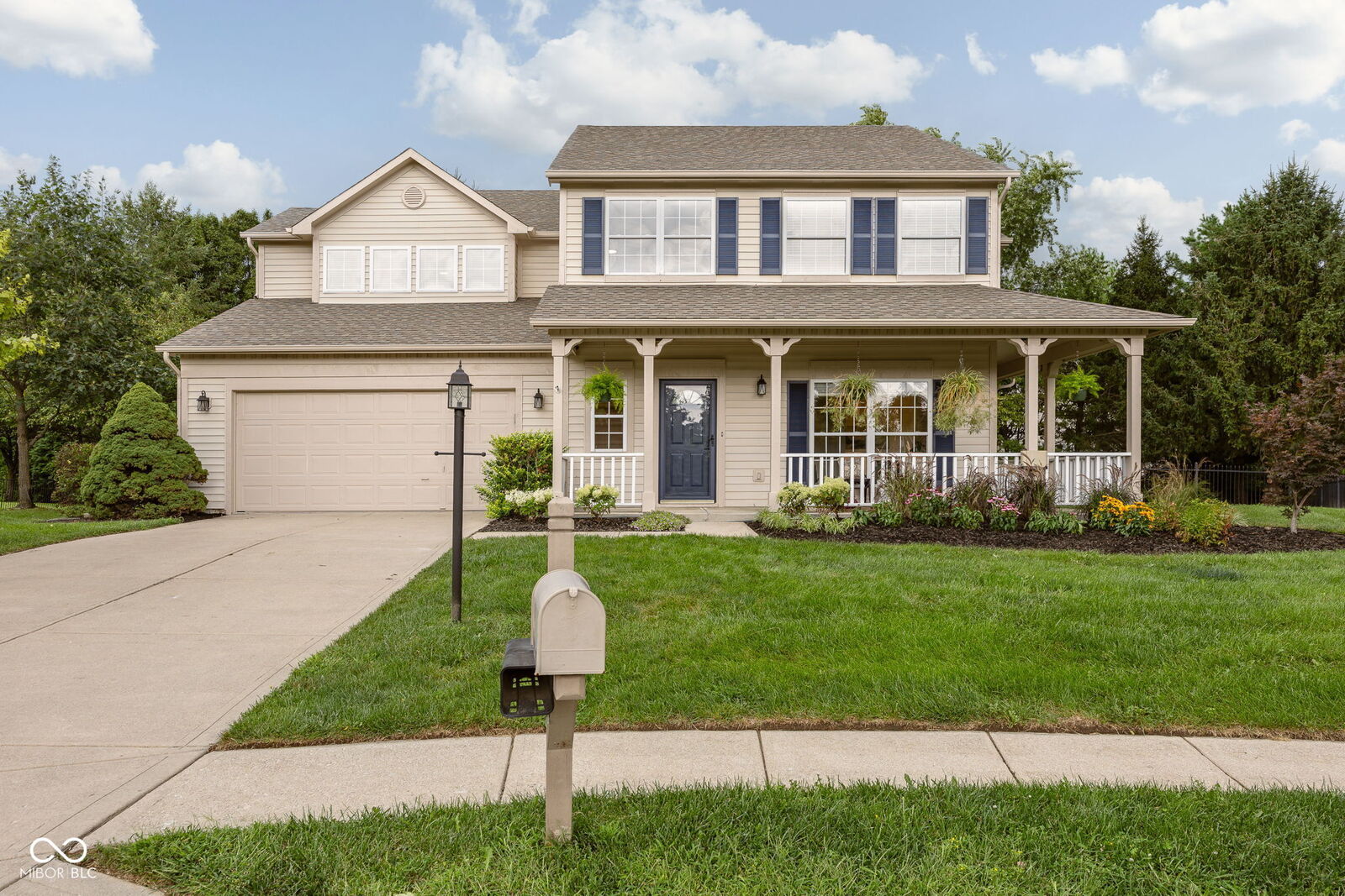 Property Photo: 5404 Baltimore Court IN 46033