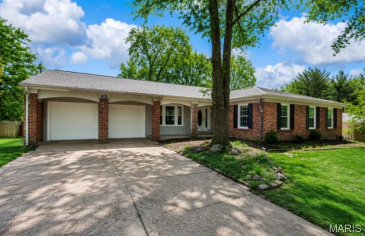 Property Photo:  1944 Pepperrell Drive  MO 63146 