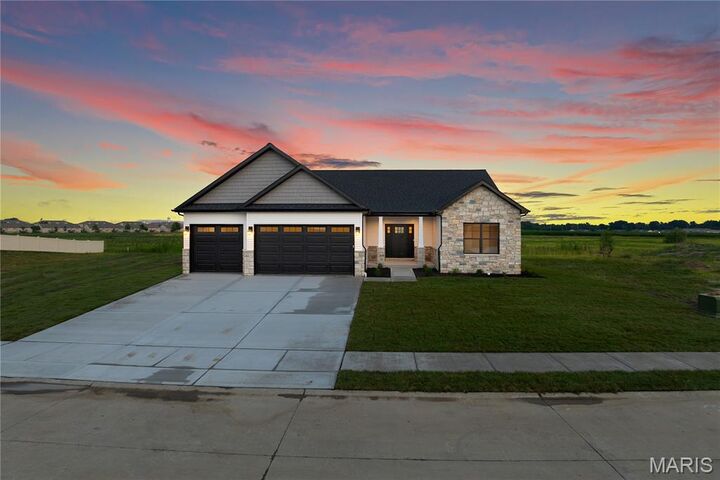 Property Photo: 309 Rumsfeld Drive IL 62294