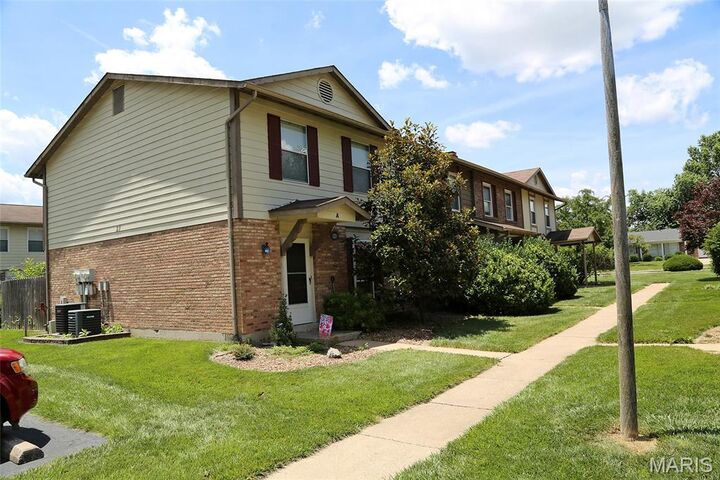 Property Photo:  27 Park Charles Boulevard B  MO 63376 
