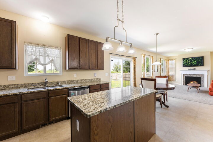 Property Photo: 11334 60th Pl WI 53142