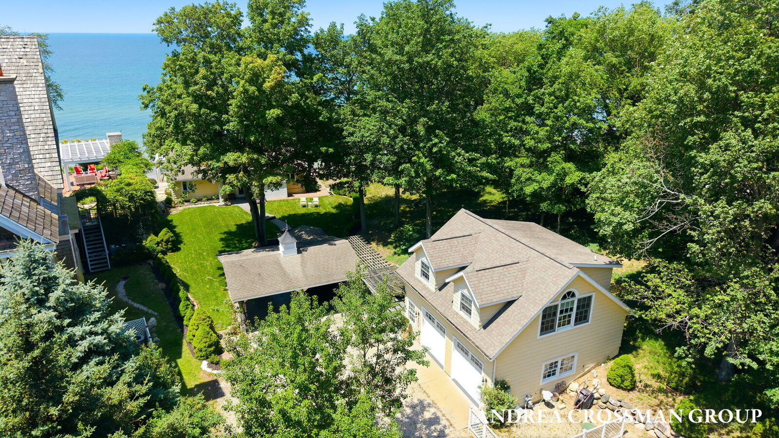 Property Photo: 2086 Ryder Road MI 49408