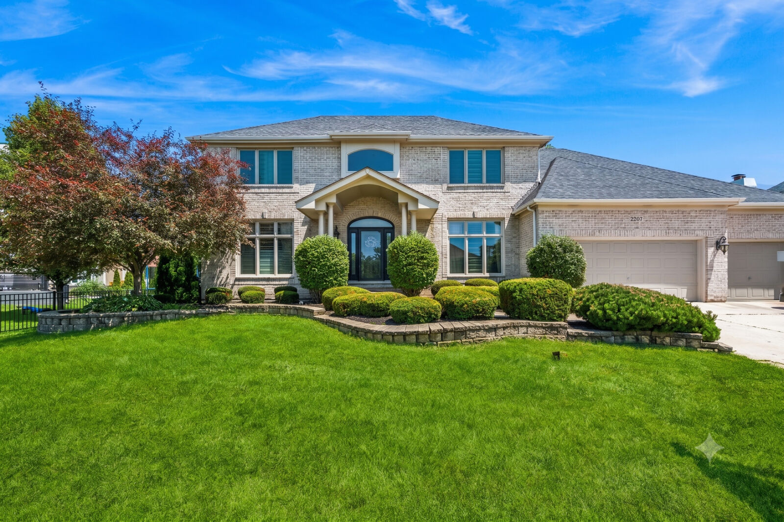 Property Photo: 2207 Leverenz Road IL 60564