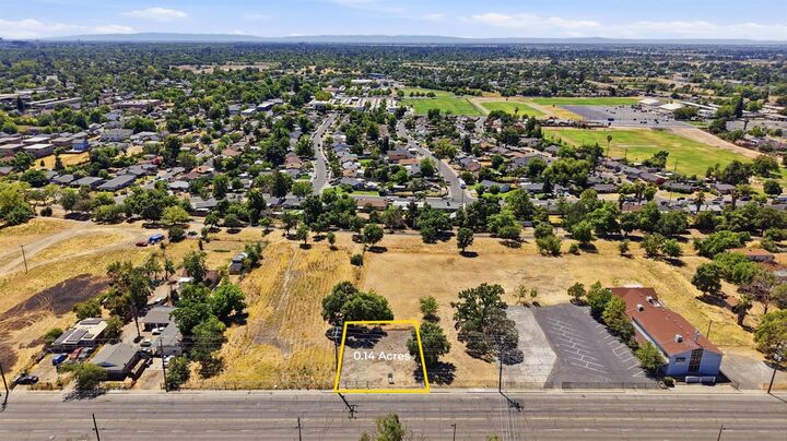 Property Photo: 2845 Rio Linda Boulevard CA 95815