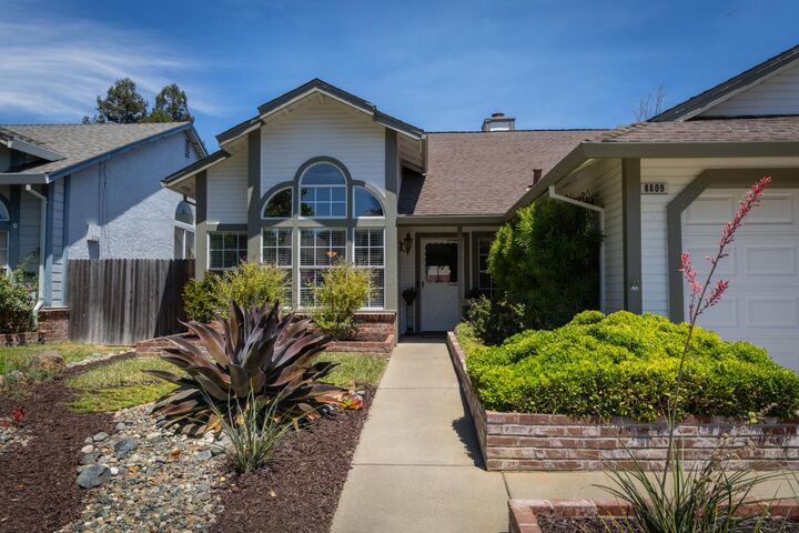 Property Photo:  8809 Bridalsmith Drive  CA 95828 