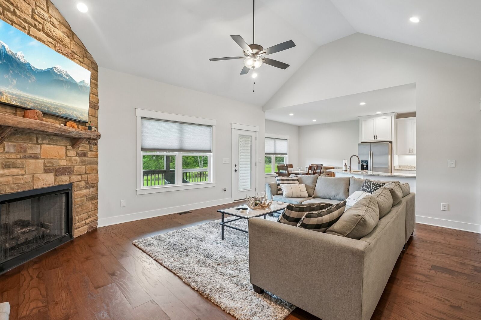 Property Photo: 1036 Hayshed Rd TN 37055