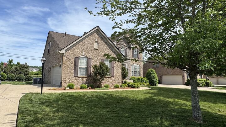 Property Photo: 1023 Avery Trace Cir TN 37075