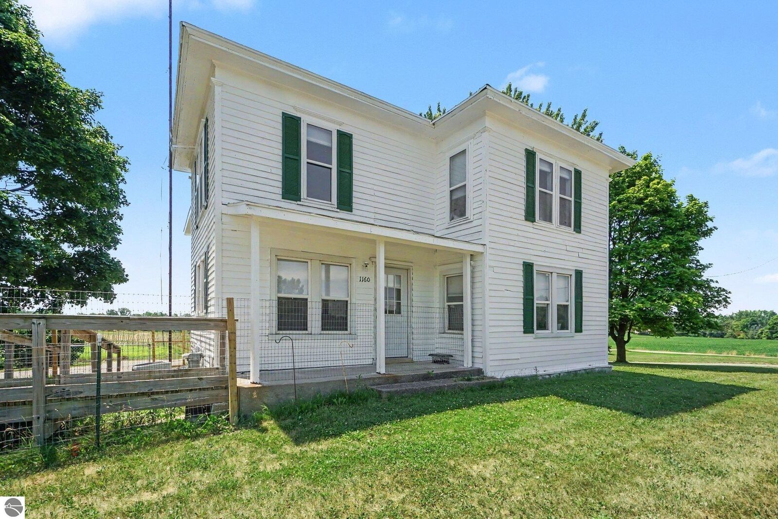 Property Photo: 1160 E Remus Road MI 48858