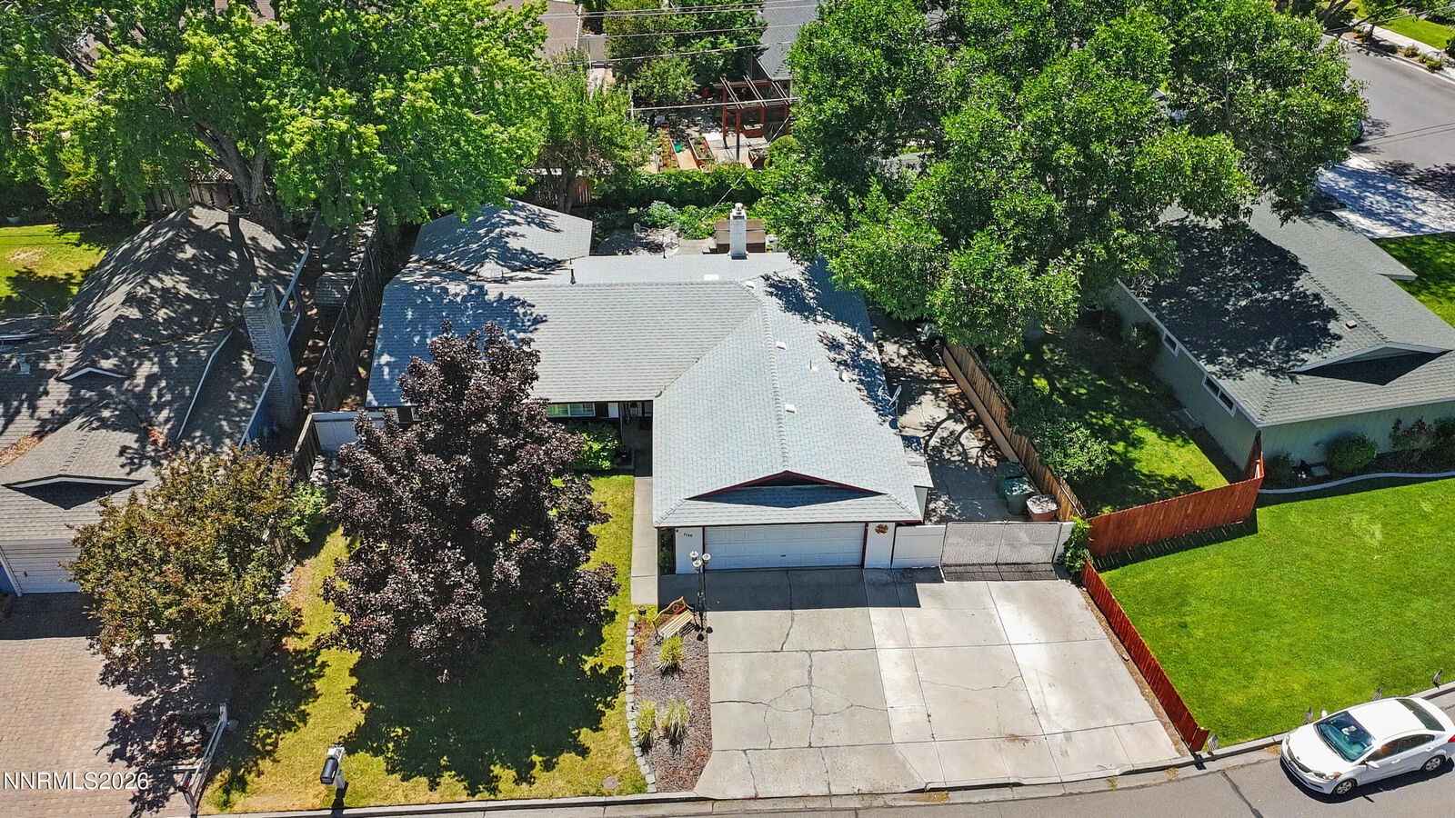 Property Photo: 1548 Wildrose Drive NV 89423