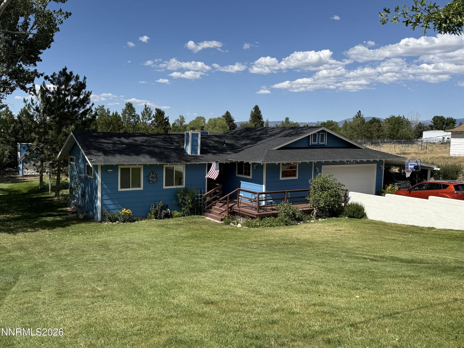Property Photo: 1438 Topaz Lane NV 89460