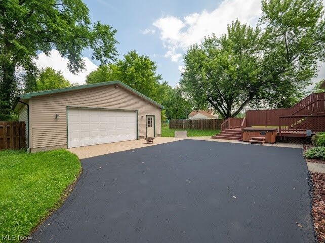 Property Photo:  3545 Cadwallader Sonk Road  OH 44410 