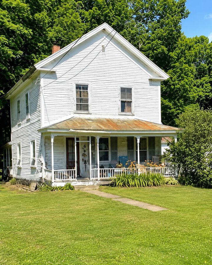 Property Photo:  562 Highgate Road  VT 05459 