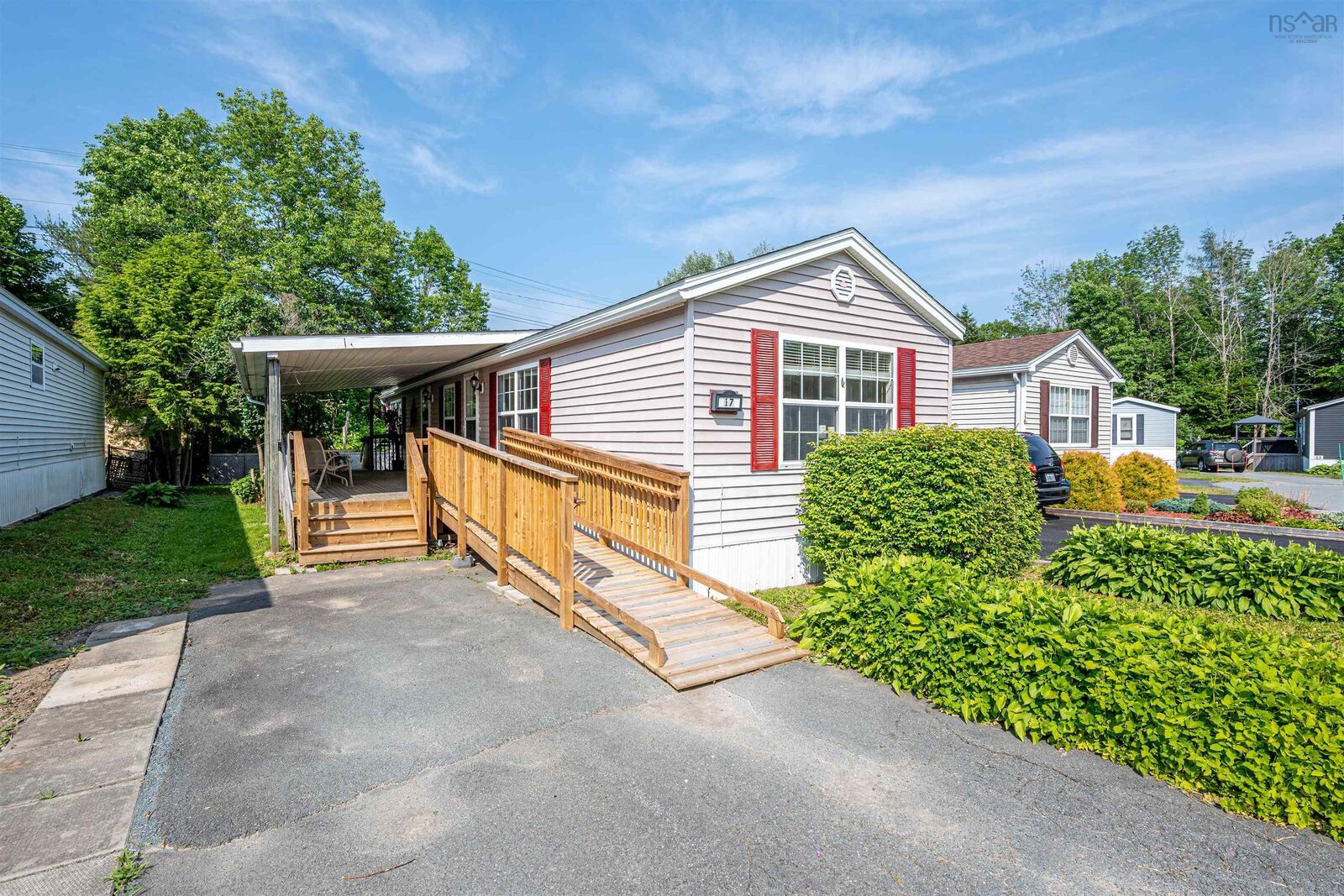 Property Photo: 17 Lynn Court NS B4C 2K5