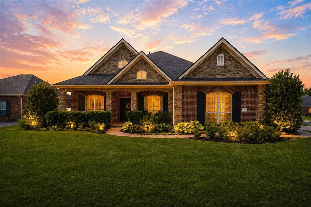 Property Photo:  5603 Sombreado Road  AR 72703 