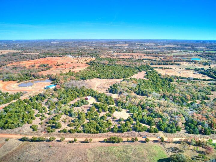 Property Photo: 940606 S 3360 Road OK 74881